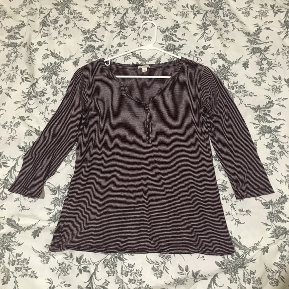 Gap Quarter Sleeve Top